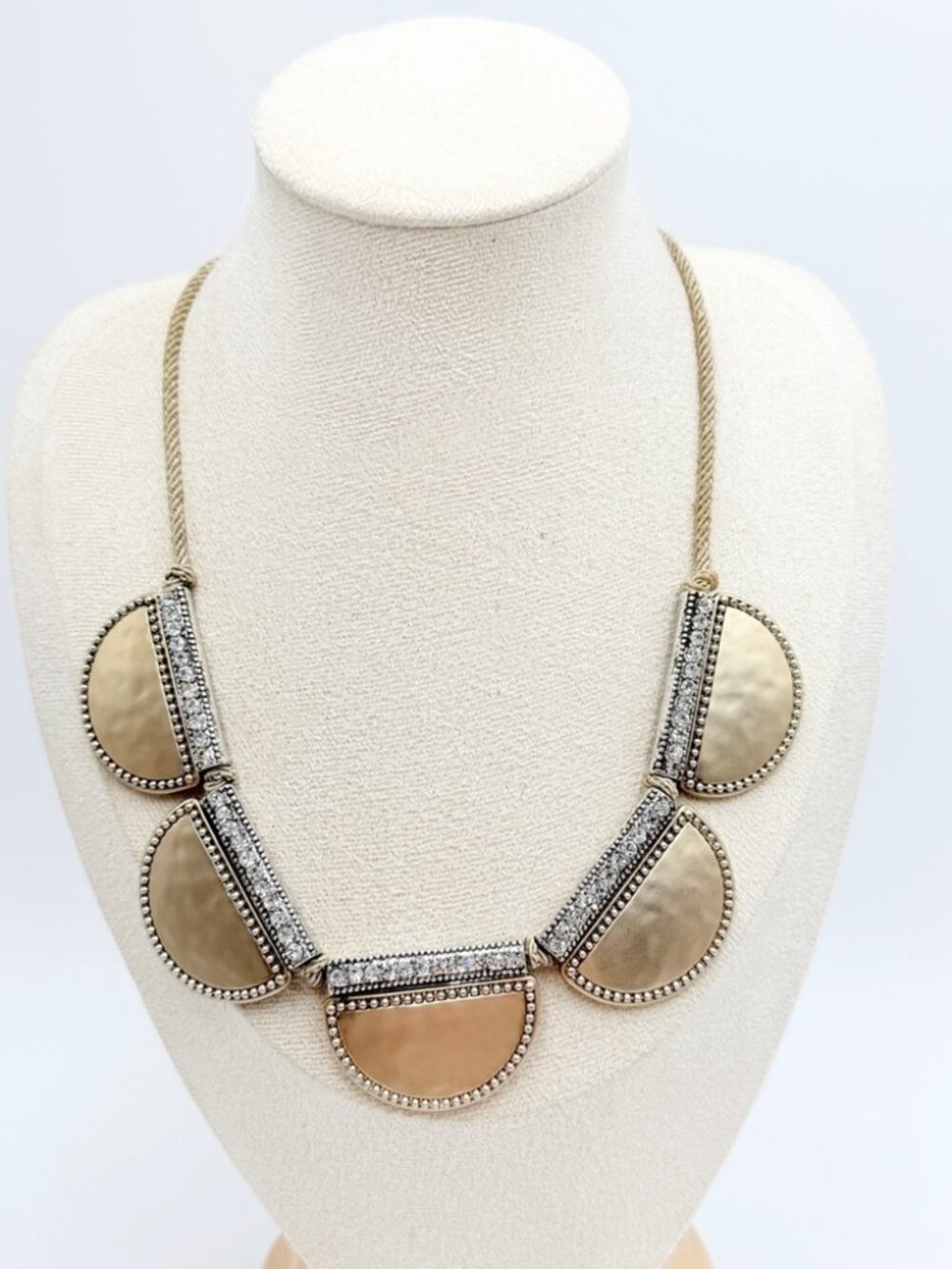 Chico’s Brushed Gold Rhinestone Statement Necklace Rope Chain Bib